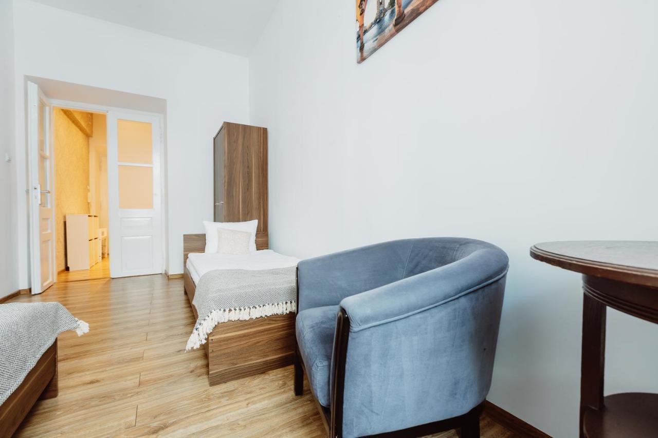 Atticus Apartments Krakow Bagian luar foto
