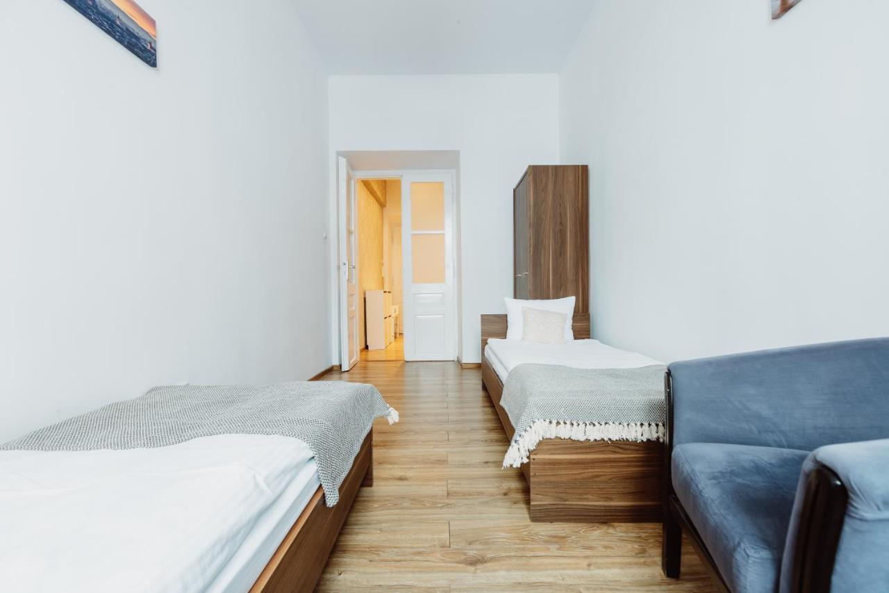 Atticus Apartments Krakow Bagian luar foto