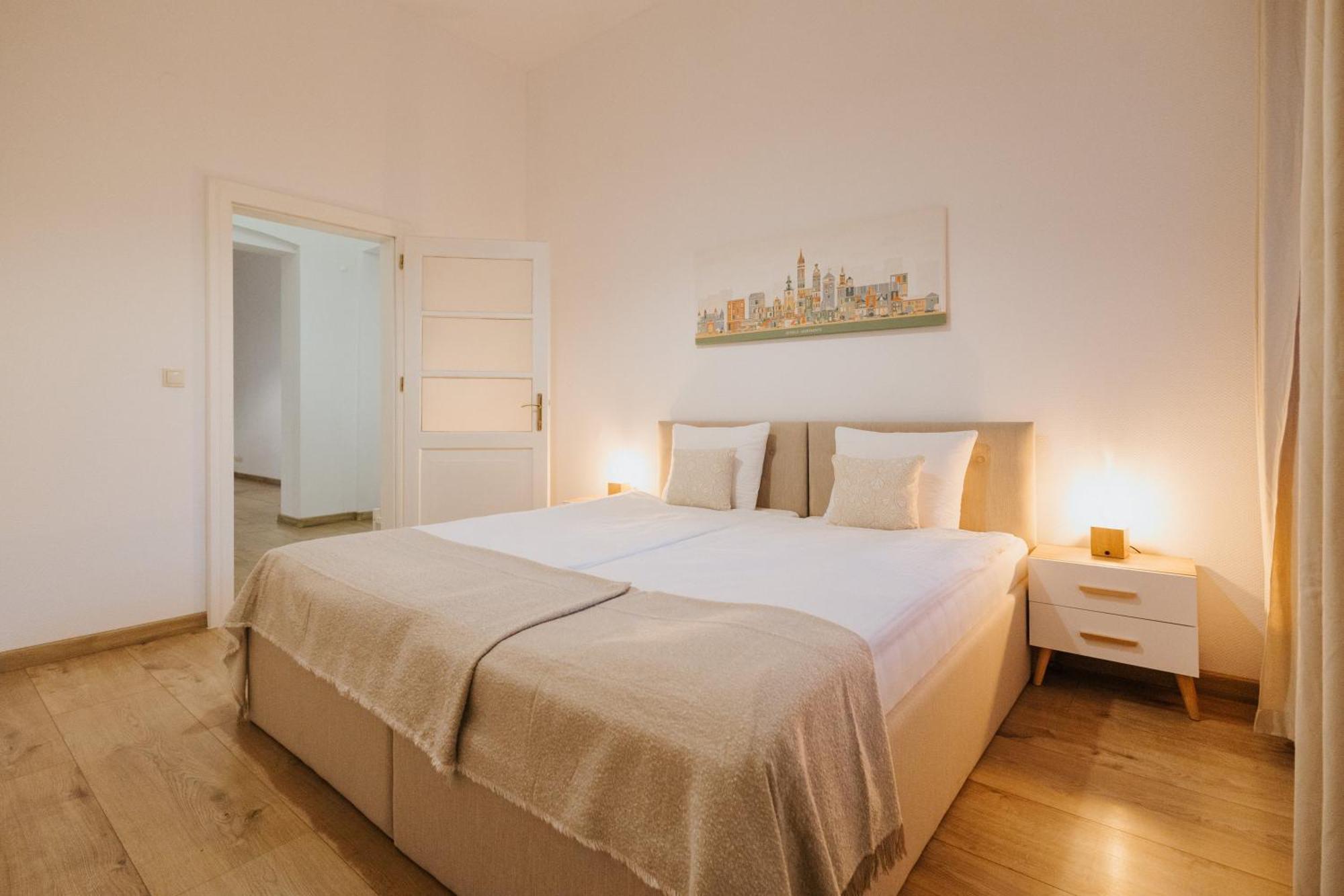 Atticus Apartments Krakow Bagian luar foto