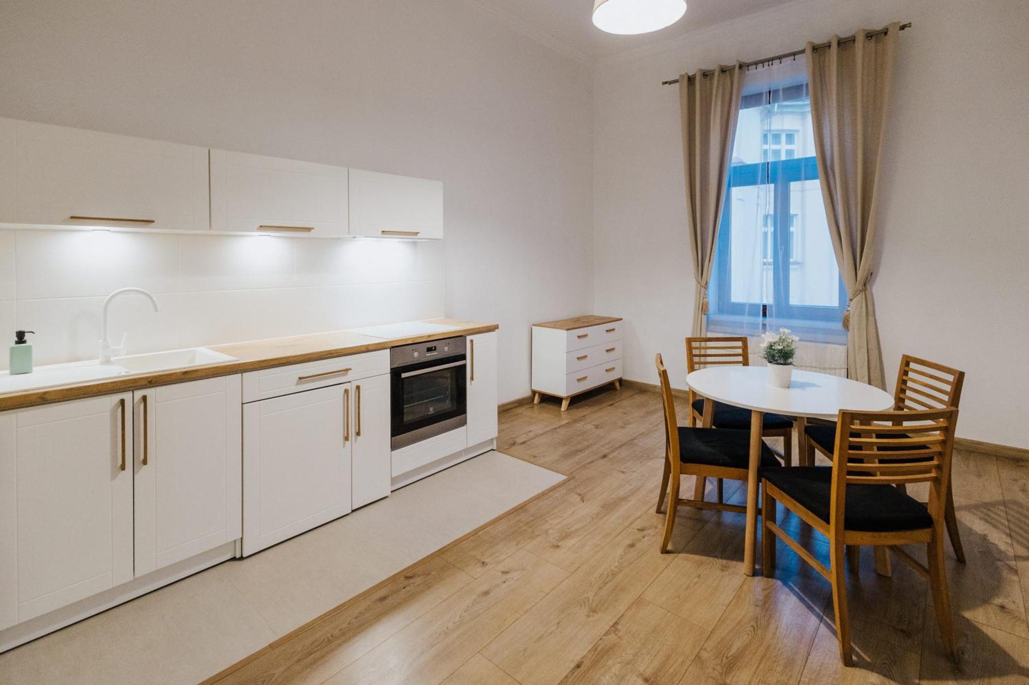 Atticus Apartments Krakow Bagian luar foto