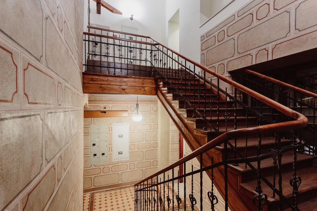 Atticus Apartments Krakow Bagian luar foto