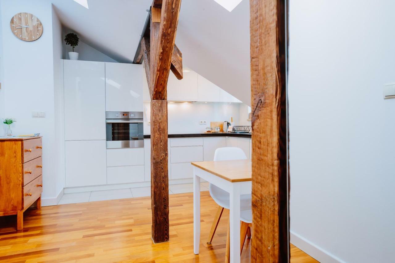 Atticus Apartments Krakow Bagian luar foto