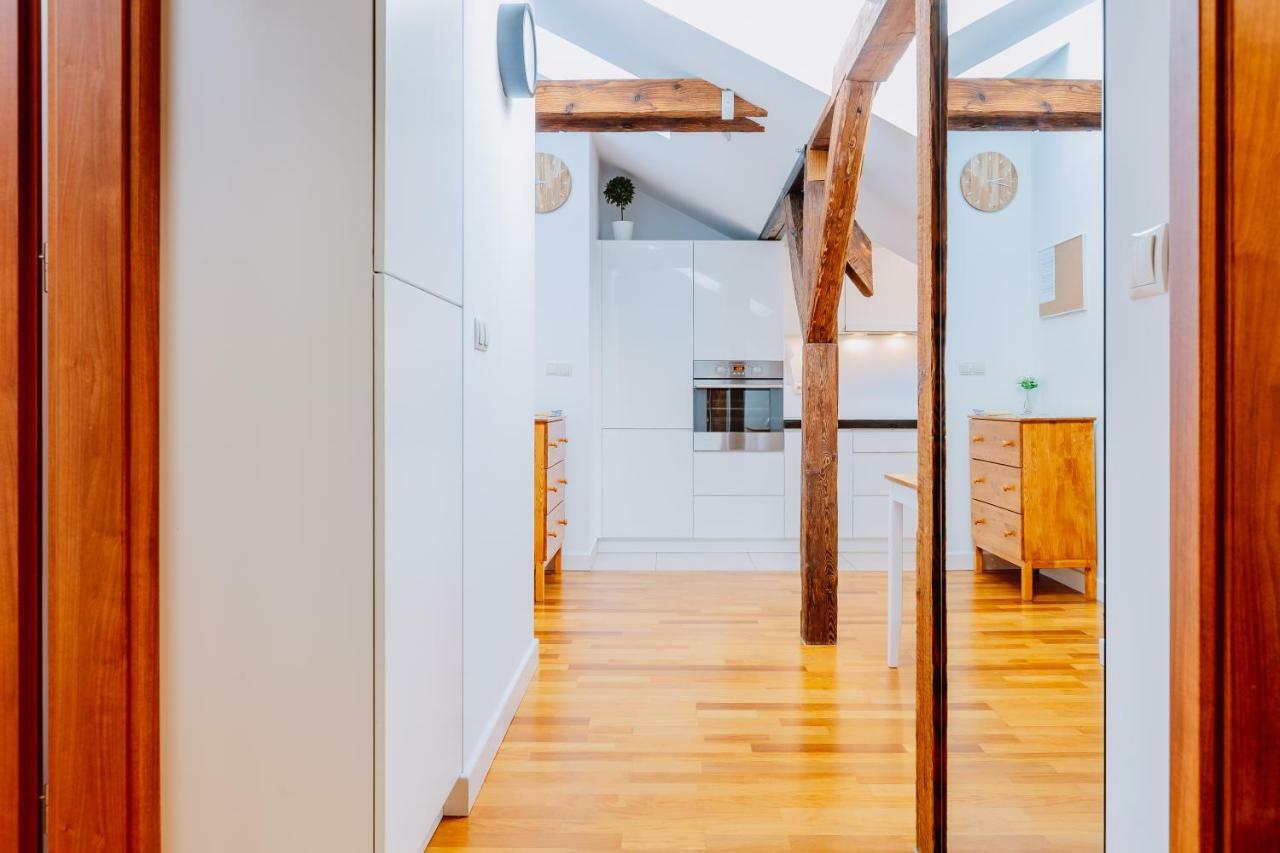 Atticus Apartments Krakow Bagian luar foto
