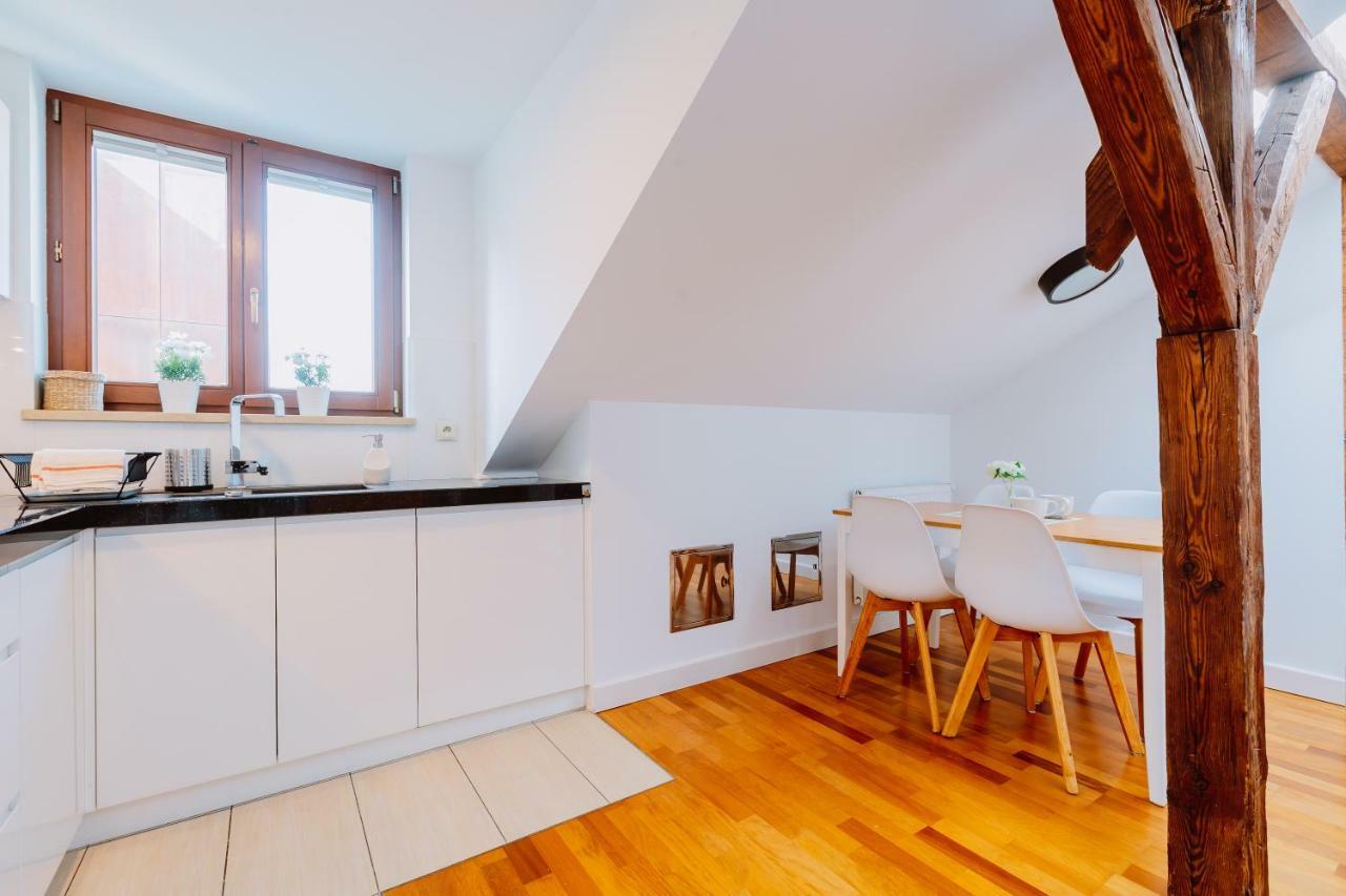 Atticus Apartments Krakow Bagian luar foto