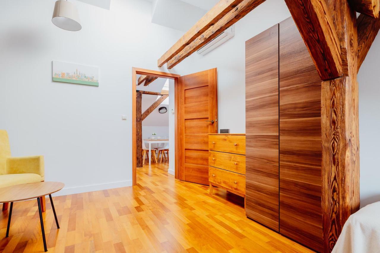 Atticus Apartments Krakow Bagian luar foto